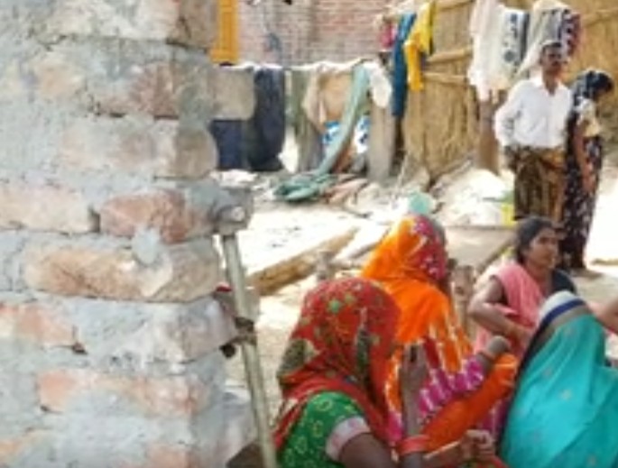 पाइपलाइन डालने के बाद भी कनेक्शन नहीं जोड़ा गया.