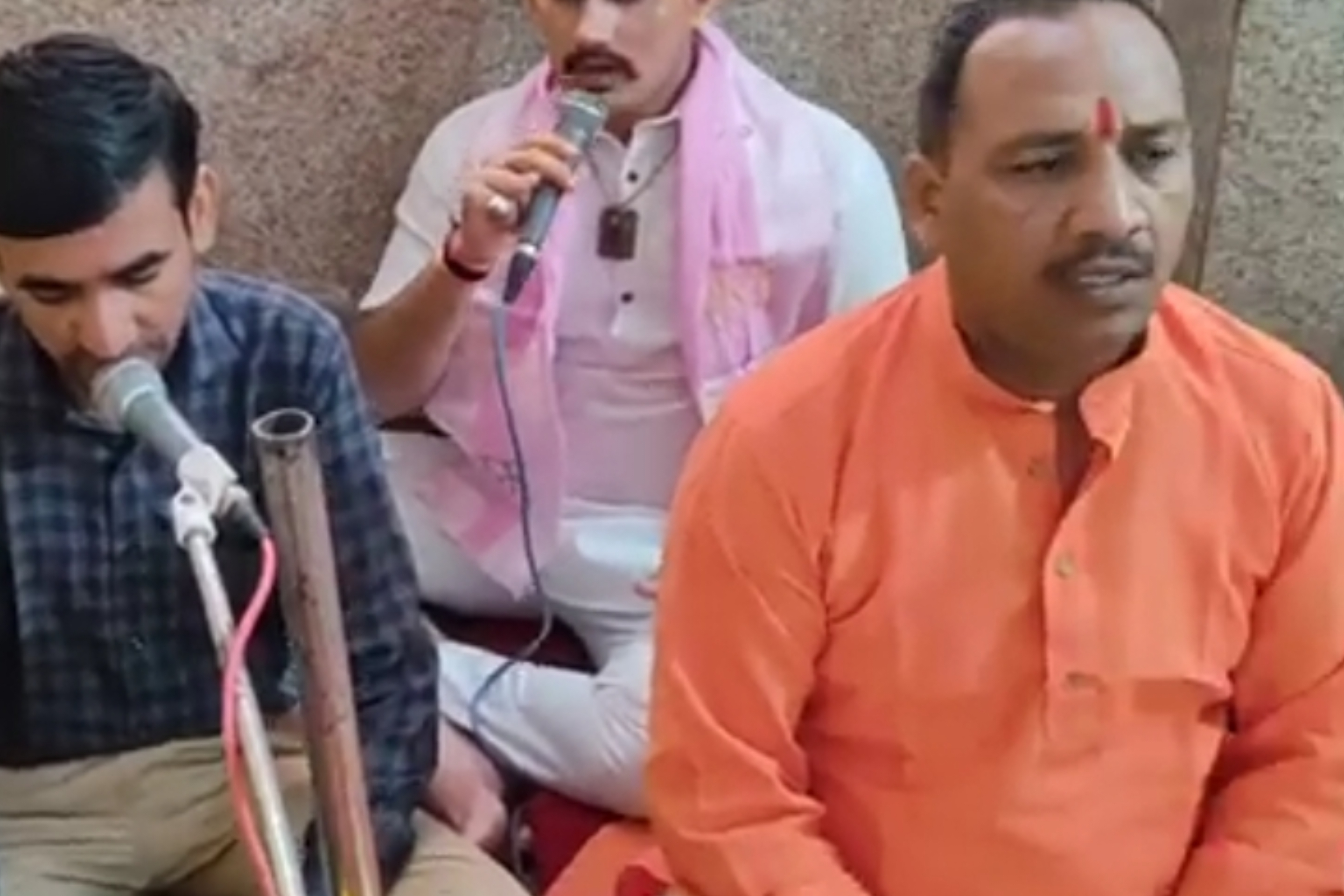 Group reciting Sunderkand in Barmer