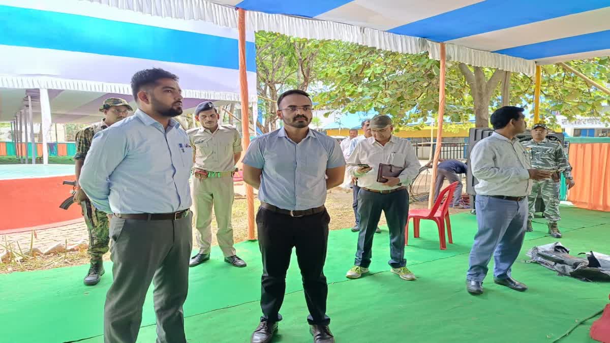 Polling personnel were dispatched to conduct voting in Lohardaga and Chaibasa