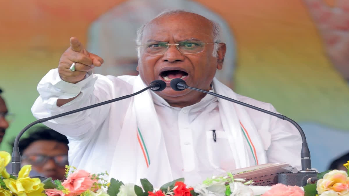 Congress alleged that Mallikarjun Kharge's helicopter was checked in Bihar's Samastipur