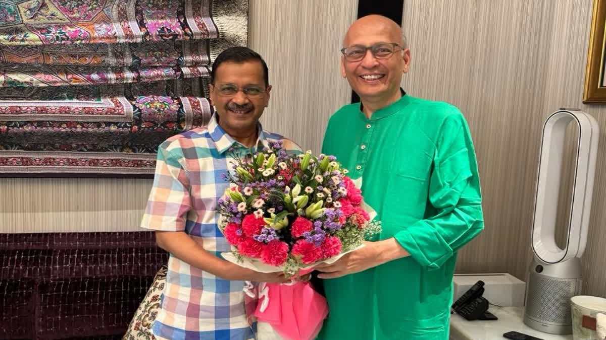 सीएम केजरीवाल ने सिंघवी को कहा शुक्रिया