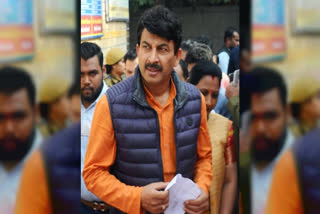 BJP candidate Manoj Tiwari said Kejriwal's campaigning efforts would be futile as the public won't listen to a "corrupt politician".