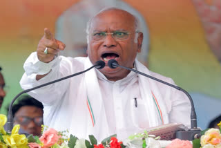 Congress alleged that Mallikarjun Kharge's helicopter was checked in Bihar's Samastipur