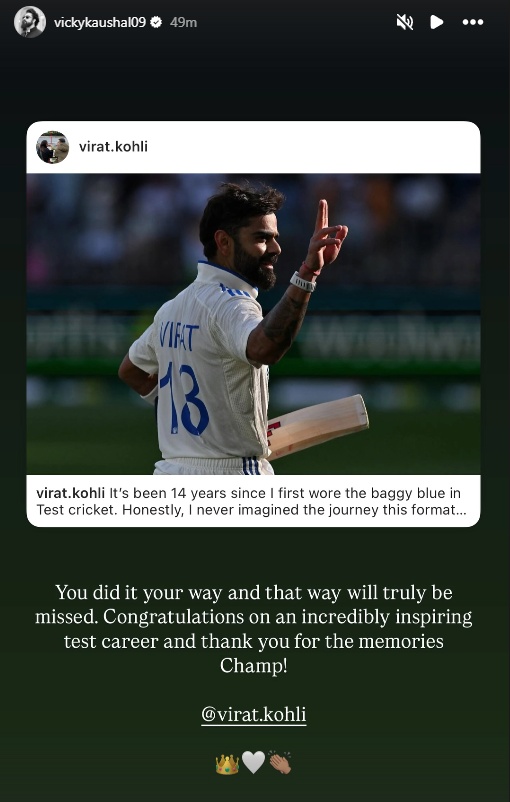 virat kohli retired from test cricket spotted at airport with anushka sharma celebrities reaction