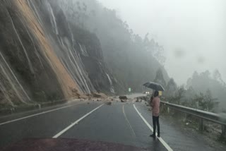 ROCK FALL  MUNNAR  MUNNAR GAP ROAD  IDUKKI