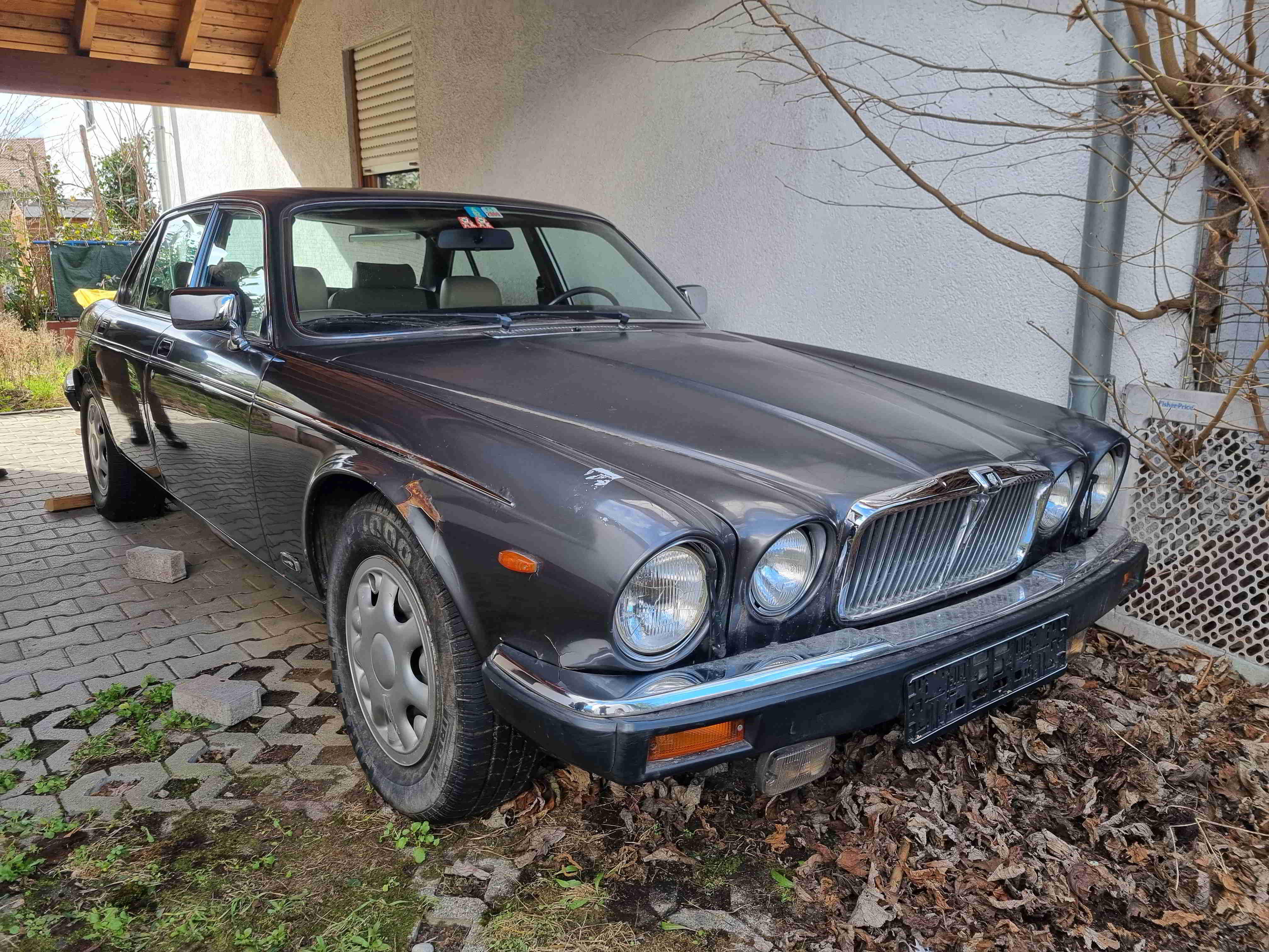 Jaguar – XJ