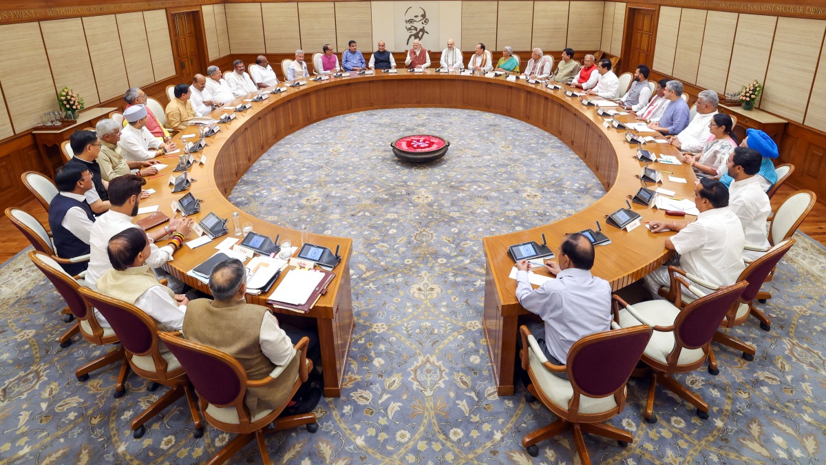 Prime Minister Modi presiding over his first Union Cabinet meeting