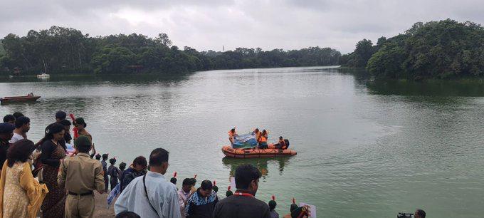 MP during waterlogging floods Aapda Mitra rescue peoples