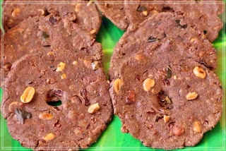 Crunchy and Tasty Ragi Chekkalu
