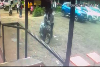 LATEST MALAYALAM NEWS  STUDENT ISSUE with FRIENDS  KOZHIKODE accident  cctv visuals student accident