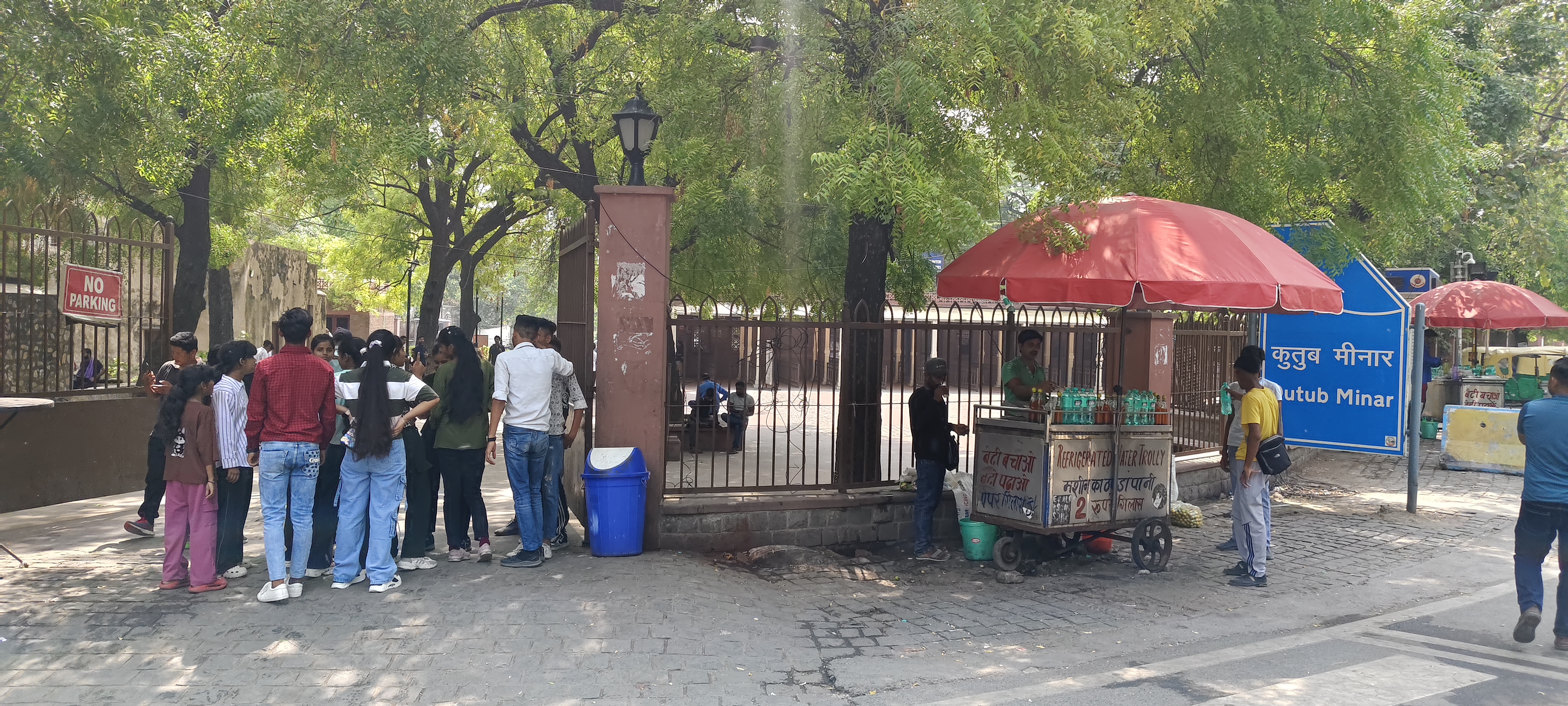 DELHI HEATWAVE AFFECTING TOURISTS