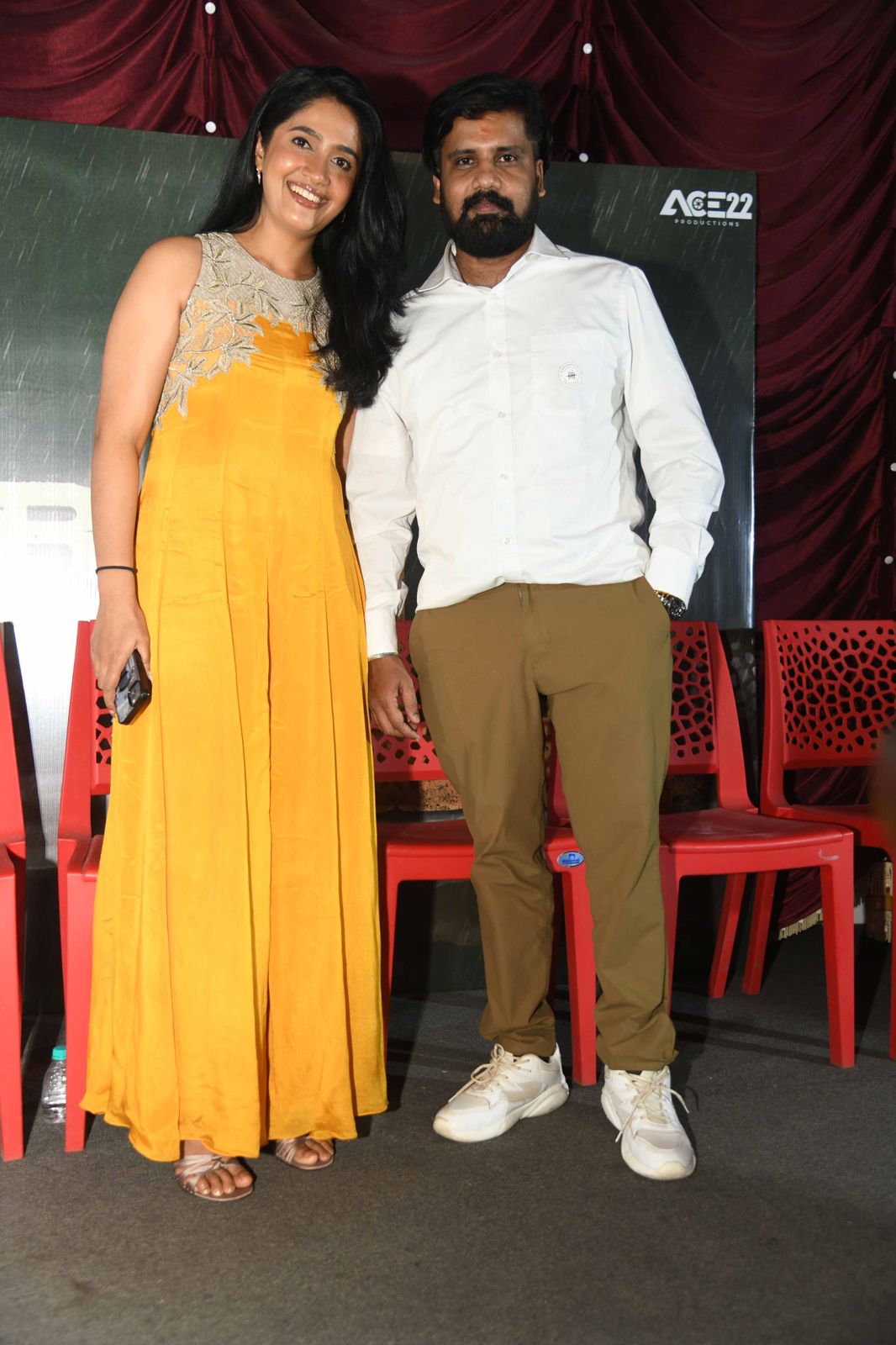 'Eltu Mutta' Film Team