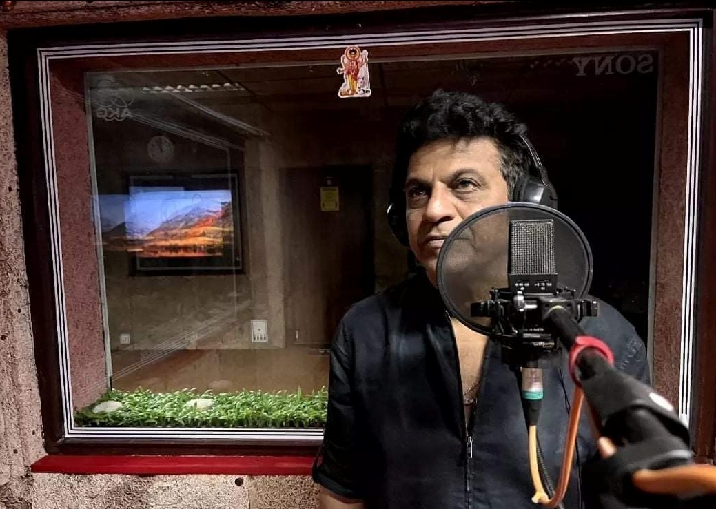 shivarajkumar birthday shivanna celebrate his 62nd birthday with fans