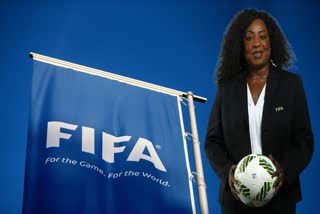 FIFA lifts ban on Zimbabwe