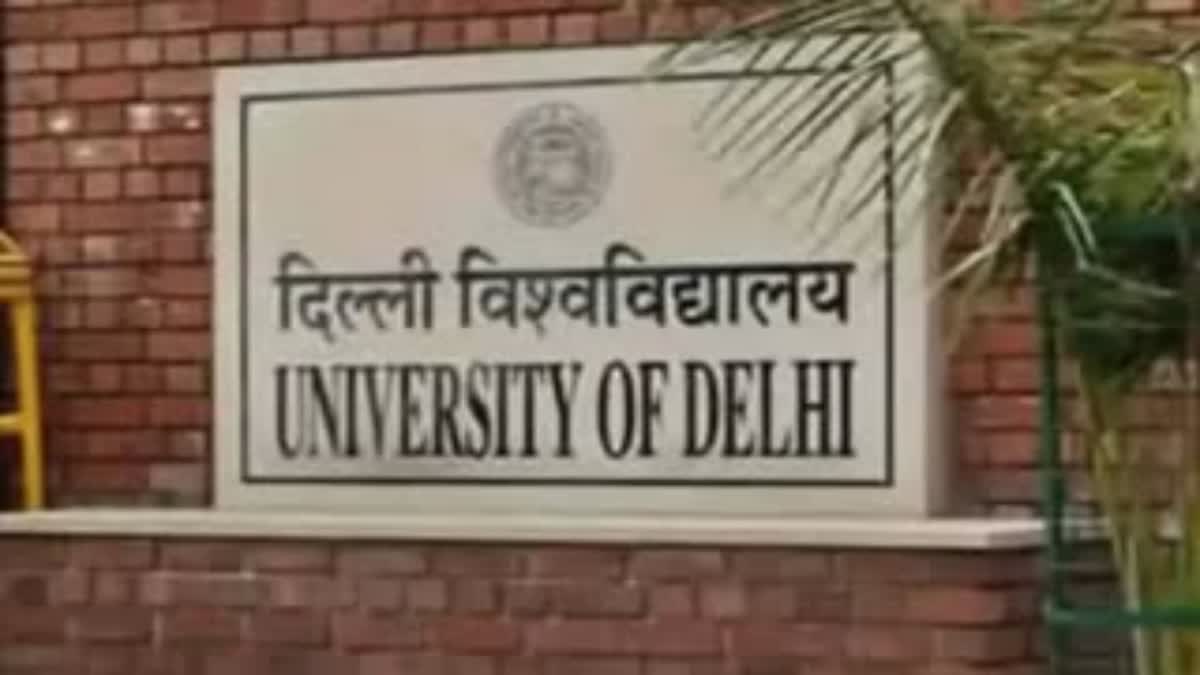 Manusmriti in Delhi University