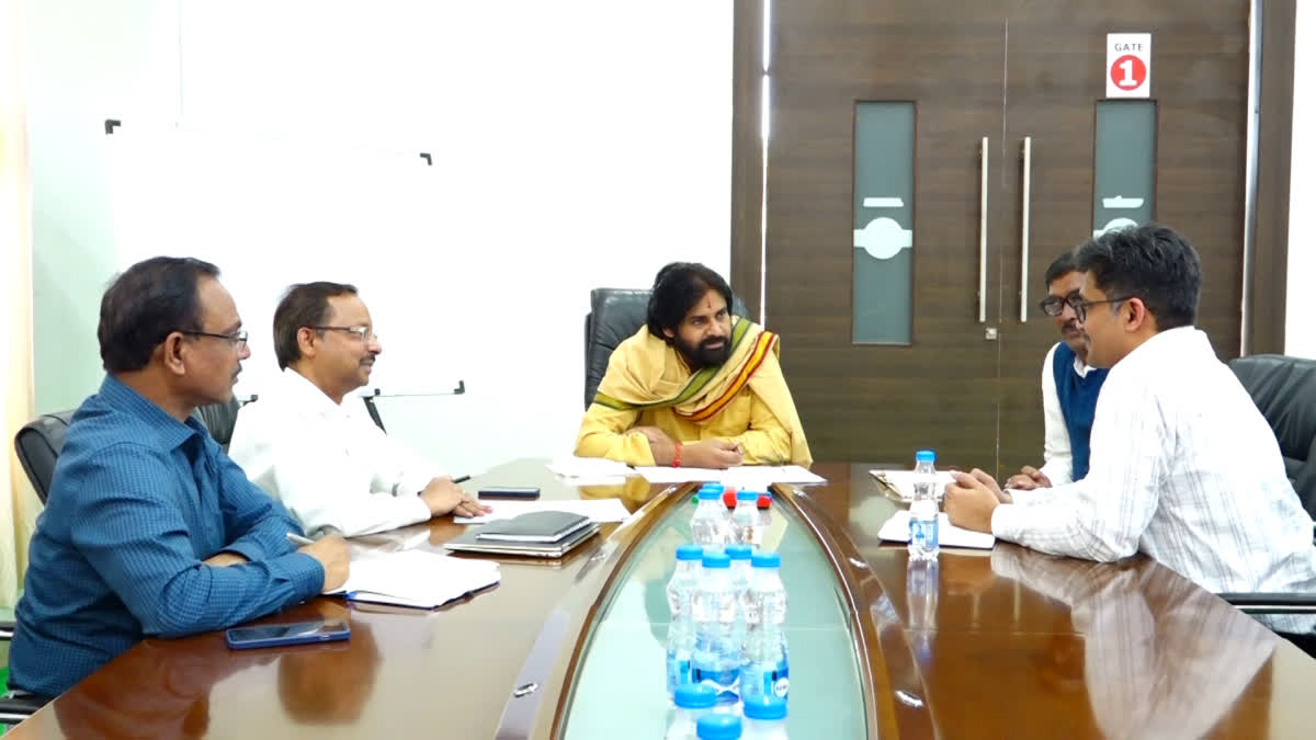 pawan_met_worldbank_representatives