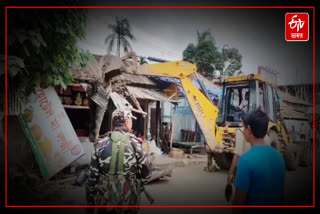 Municipality's eviction drive at Lanka town in Hojai