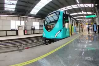 അധിക ട്രിപ്പുമായി കൊച്ചി മെട്രോ  KOCHI METRO  KMRL  യാത്രക്കാരുടെ എണ്ണം വർധിച്ചു