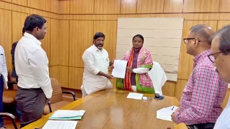 Deputy CM Bhatti Vikramarka Meet Odisha CM Mohan Charan Majhi