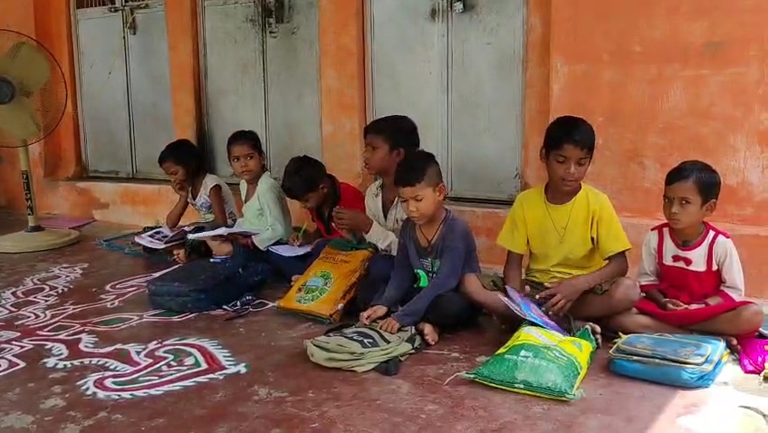 Shivpuri School running in temple