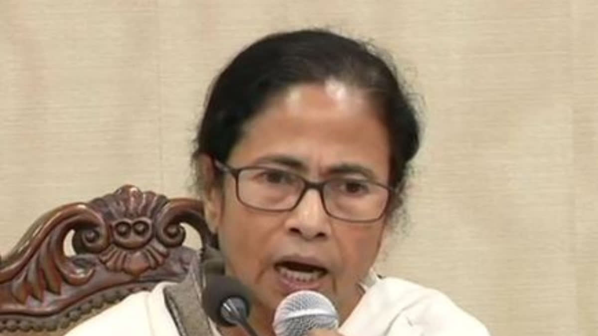 Centre has not taken action against those involved in atrocities in Manipur: Mamata