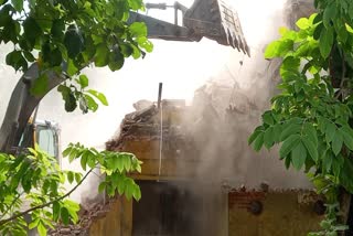 Sarva Seva Sangh building demolished