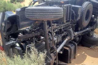 BSF truck overturned in Jaisalmer, 1 jawan died and 13 others injured