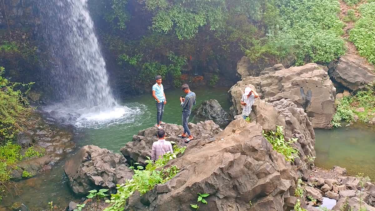 DANGEROUS WATERFALLS NEAR RATLAM