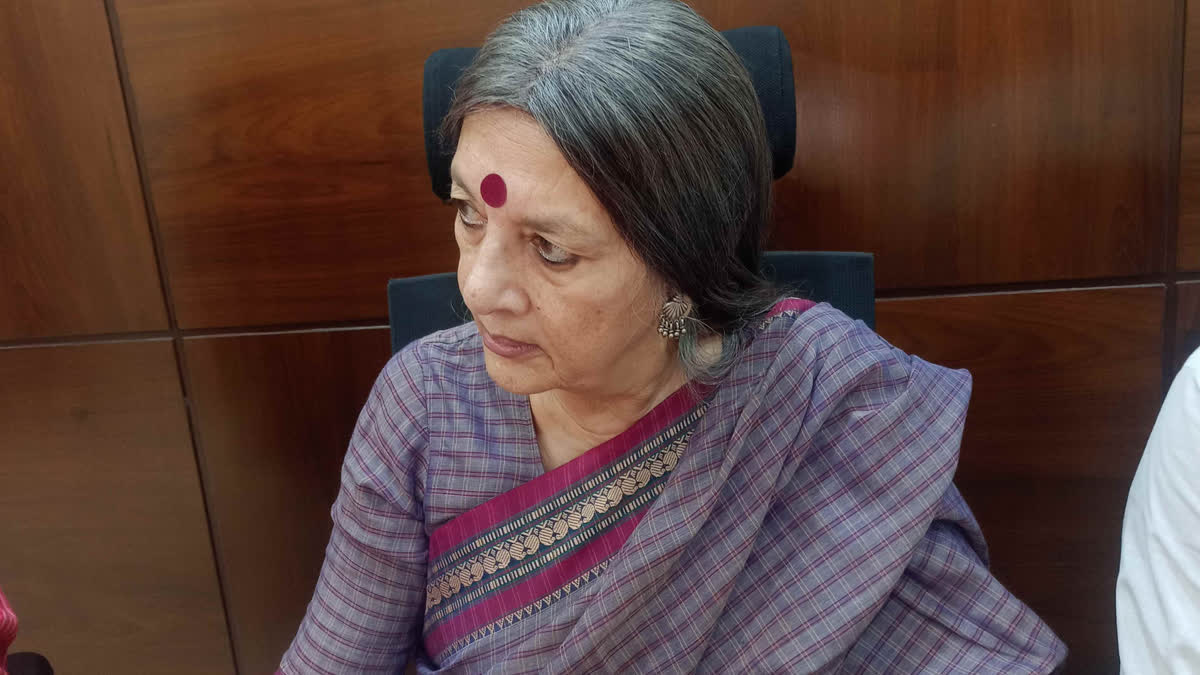 Brinda Karat demanded a JPC probe into the Hindenburg