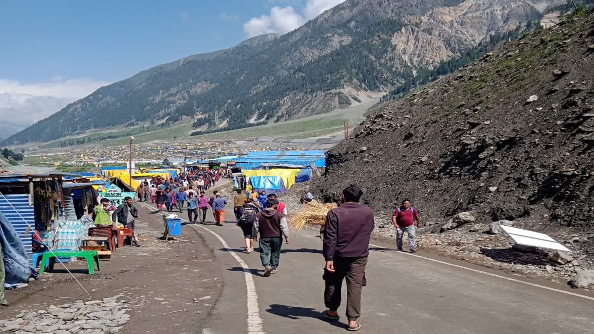 Amarnath Yatra suspended on Baltal route in Kashmir after due heavy rainfall: JK govt