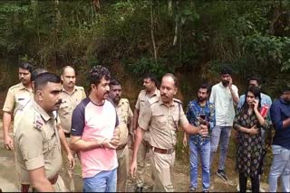 kattakada student murder  kattakada  Priyaranjan  Adhishekhar  thiruvannathapuram  കാട്ടാക്കട കൊലപാതകത്തില്‍  തെളിവെടുപ്പ് പൂര്‍ത്തിയായി  രോഷാകുലരായി നാട്ടുകാര്‍  തിരുവനന്തപുരം  കാട്ടാക്കട  പ്രിയരഞ്ജനെ  തമിഴ്‌നാട്