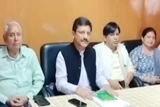 Manoj Tiwari held press conference