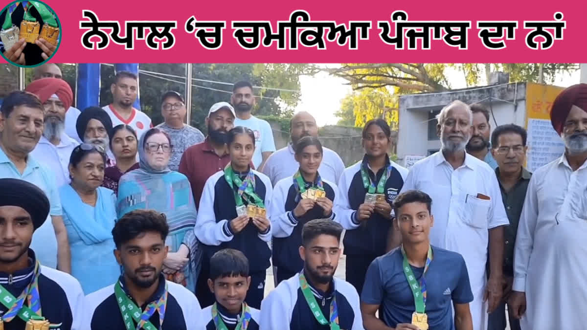 Gold medal winner Avneet Kaur Kang was honored in hoshiarpur