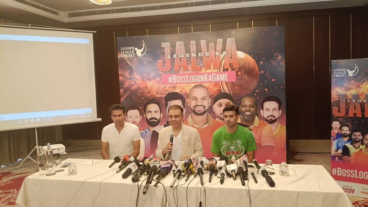 Legends League Cricket co-founder Raman Raheja addressing a press conference in Srinagar along with cricketers Mohammed Kaif and Naman Ojha