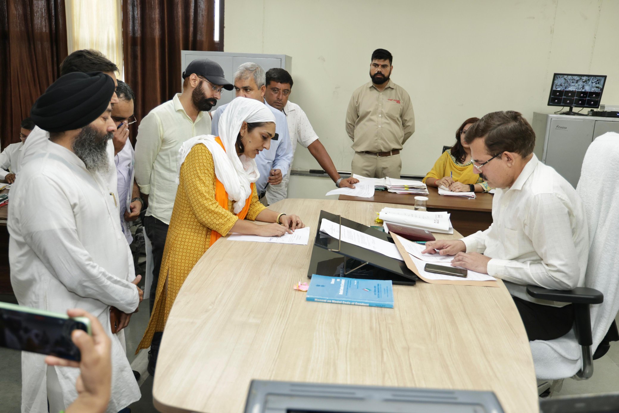 Chitra Sarwara filed nomination from Ambala Cantt as an independent candidate Haryana Assembly Election 2024 Congress