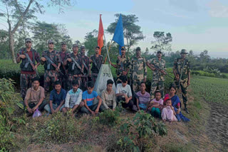 10 bangladeshi citizens caught by bsf