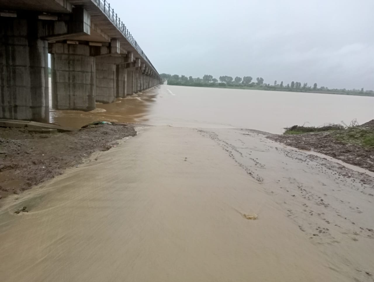 Parvati river in spate once again