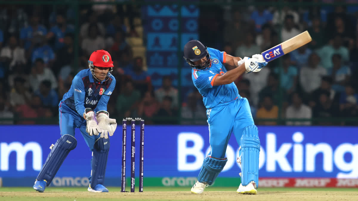 Cricket World Cup 2023  India vs Afghanistan  Rohit Sharma Breaks Chris Gayle Sixes Record  Most Sixes In International Cricket  Rohit Sharma Sixes Record  ഏകദിന ക്രിക്കറ്റ് ലോകകപ്പ്  ഇന്ത്യ അഫ്‌ഗാനിസ്ഥാന്‍  രോഹിത് ശര്‍മ സിക്‌സര്‍ റെക്കോഡ്  ക്രിക്കറ്റില്‍ കൂടുതല്‍ സിക്‌സര്‍  ക്രിസ് ഗെയില്‍ രോഹിത് ശര്‍മ