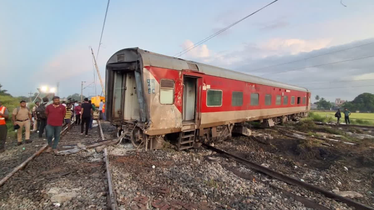 18 trains cancelled after Tamil Nadu train collision, high-level enquiry ordered, Know the reason behind the express accident