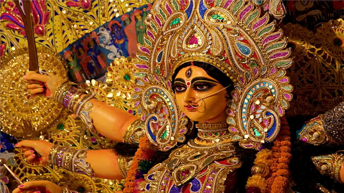 DURGA IDOL JEWELERY STOLEN