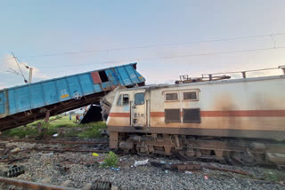 A special train departed from Chennai Central early Saturday morning to transport stranded passengers of Mysuru-Darbhanga Bagmati Express, which collided with a stationary goods train.