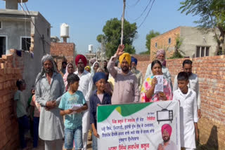 In Moga's village Bhalur, the villagers made Sarpanch Pala Singh the candidate of Sarpanchi for the third time