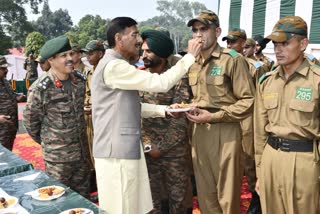 sanjay-seth-punjab-regiment-center-encouraged-soldiers-durga-puja-ramgarh