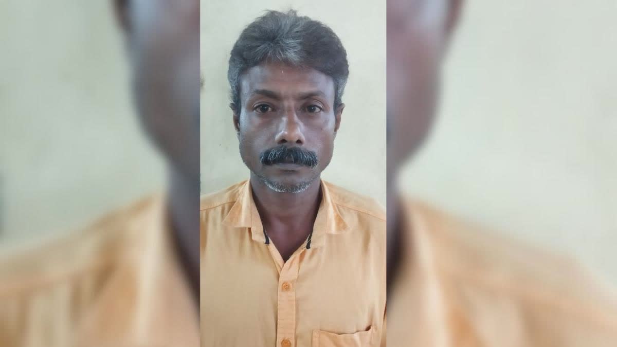 pta arrest  hitting head with a iron rod accused arrested  accused arrested in pathanamthitta  Head injury with a wire rod  hitting head with a iron rod  അച്ഛനും മകനും കമ്പിവടികൊണ്ട് തലയ്‌ക്ക് അടിയേറ്റു  പത്തനംതിട്ടയിൽ പ്രതി അറസ്‌റ്റിൽ  കമ്പിവടികൊണ്ട് തലയ്ക്ക് അടിയേറ്റ സംഭവം  കോഴിയുടെ അവശിഷ്‌ടം പൂച്ച വീട്ടിൽ കൊണ്ടിട്ടു  കമ്പിവടികൊണ്ട് ആക്രമണം