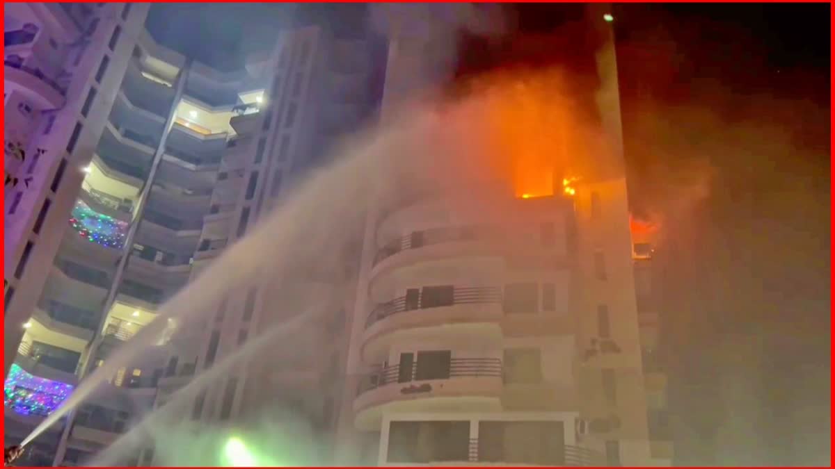 Etv BharatFire broke out in society building at Sonipat