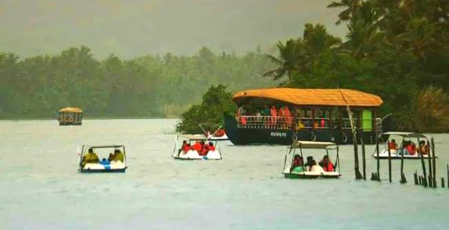 AKALAPUZHA TOURIST SPOT KOZHIKODE  BEST TOURIST SPOT IN KOZHIKODE  അകലാപ്പുഴ ഉല്ലാസ ബോട്ടിങ്  കോഴിക്കോട് ടൂറിസം സ്‌പോട്ട്