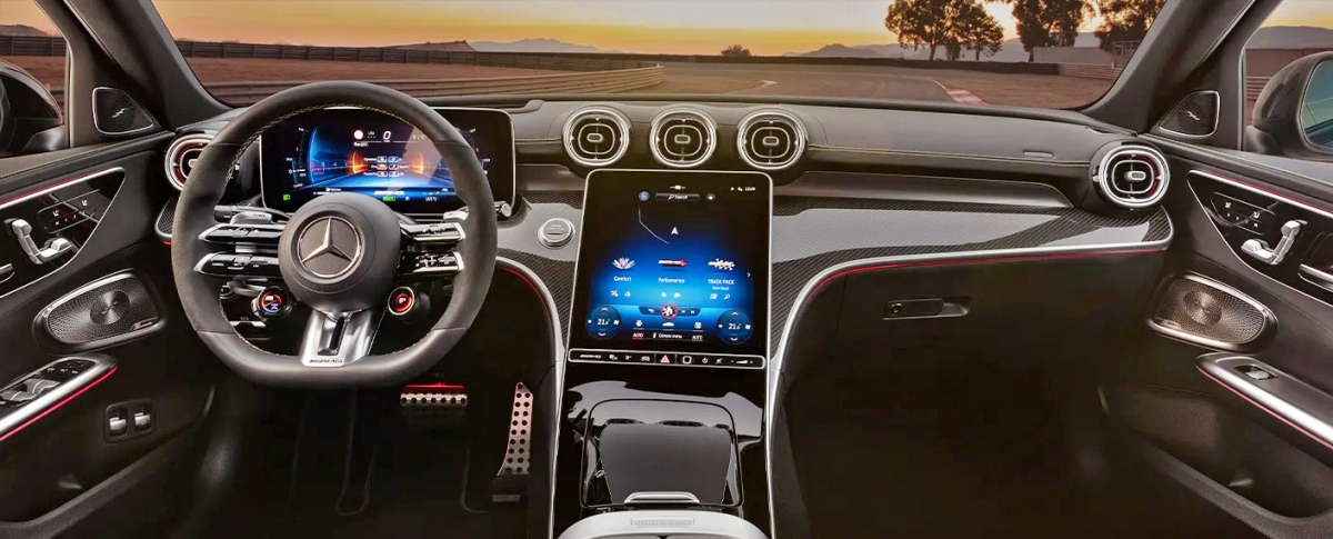 Mercedes AMG C 63 S E Performance Interior