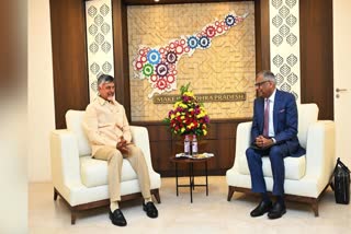 CM_CHANDRABABU_MET_INVESTORS