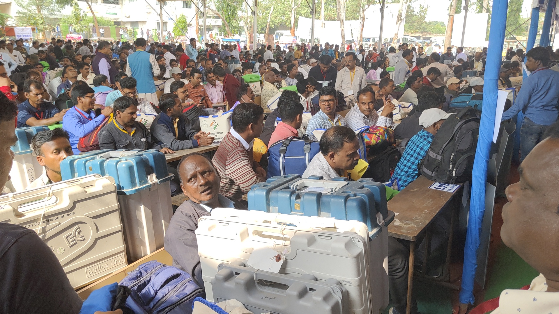 Voting personnel sent to booths for first phase voting of Jharkhand assembly elections 2024