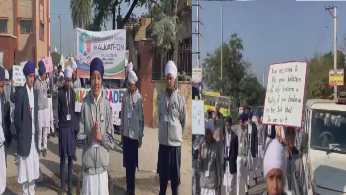 SCHOOL CHILDREN TAKE A RALLY